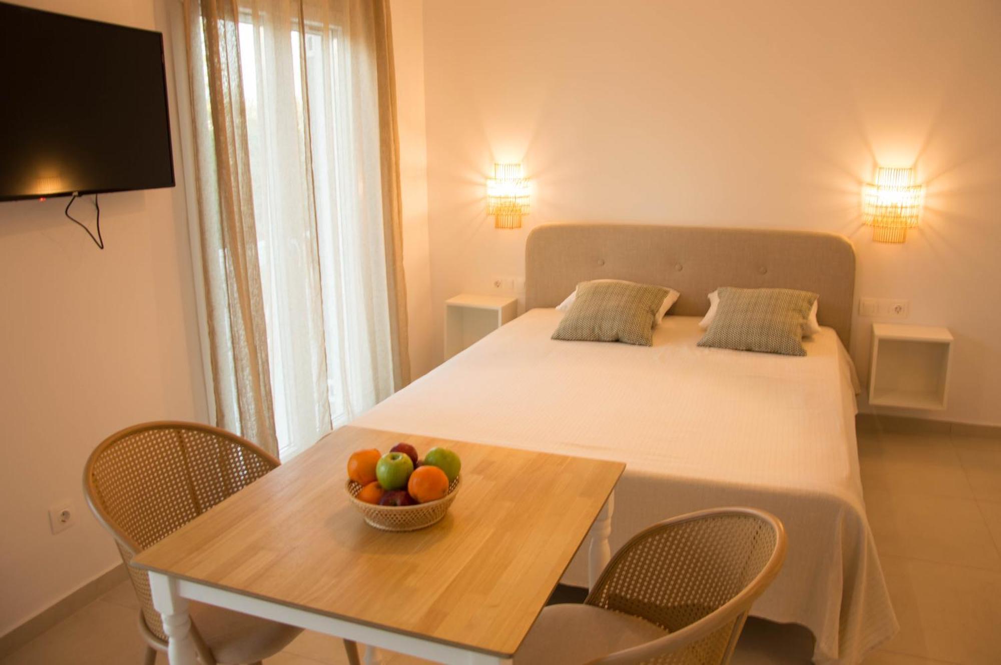 Aristidis Apartments Agios Georgios  Exteriör bild